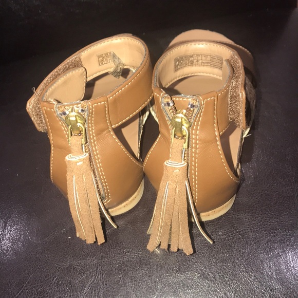 Ugg girl slipper size 12 - Picture 3 of 5